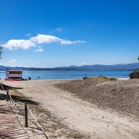 Apartamento Smeralda - Pool, Private Garden&beach 100m Olbia